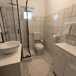 Laus Завалатица