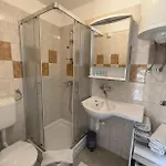 Laus Апартаменты Завалатица