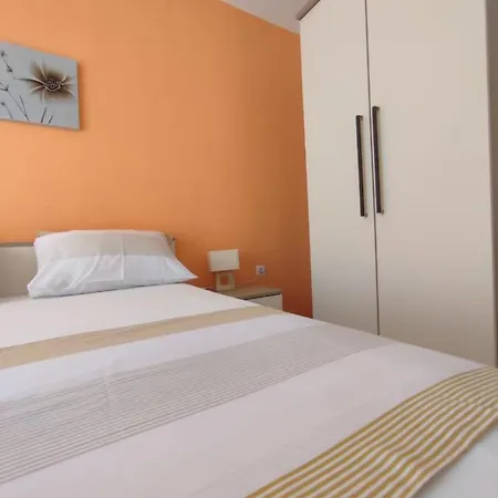 Laus Apartment Zavalatica