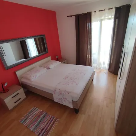Apartment Laus Zavalatica