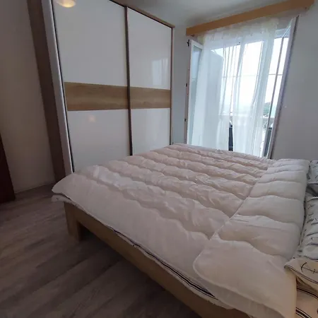 Apartment Laus