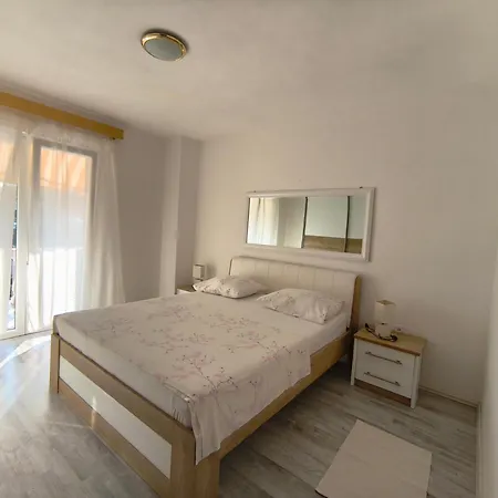 Apartment Laus