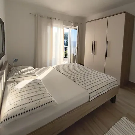 Apartment Laus *